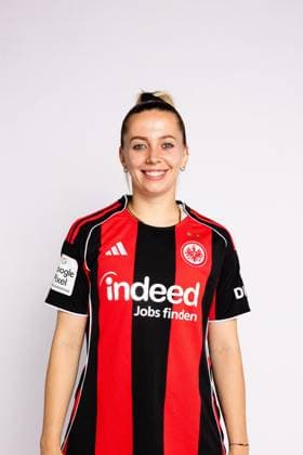 Nina Lührßen - Eintracht Frankfurt Frauen Porträttermin 2025 2026 1. BL Bundesliga Fußball Porträttermin, Headshot, Porträt, Vorstellung, Präsentation, Pressetermin 2025 2026 Studio Shooting Studioshooting