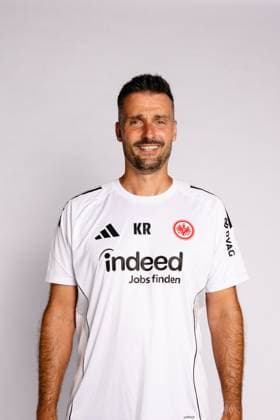 Kai Rennich - Eintracht Frankfurt Frauen Porträttermin 2025 2026 1. BL Bundesliga Fußball Porträttermin, Headshot, Porträt, Vorstellung, Präsentation, Pressetermin 2025 2026 Studio Shooting Studioshooting