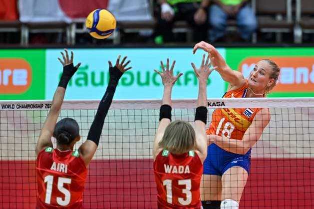 Netherlands v Japan - FIVB Women’s World Volleyball Championship BANGKOK, THAILAND - SEPTEMBER 3: Marrit Jasper (18) of Netherlands in action during the FIVB Women’s World Volleyball Championship quarter-final match between Netherlands and Japan at Huamark Indoor Stadium in Bangkok, Thailand, on September 3, 2025. Mustafa Hatipoglu Anadolu Bangkok Thailand. Editorial use only. Please get in touch for any other usage.  Copyright: x2025xAnadoluxMustafaxHatipoglux