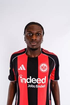 Fousseny Max Doumbia - Eintracht Frankfurt II U21, U 21 Porträttermin 2025 2026 Hessenliga Fußball Porträttermin, Headshot, Porträt, Vorstellung, Präsentation, Pressetermin 2025 2026 Studio Shooting Studioshooting