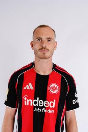 Benjamin Kirchhoff - Eintracht Frankfurt II U21, U 21 Porträttermin 2025 2026 Hessenliga Fußball Porträttermin, Headshot, Porträt, Vorstellung, Präsentation, Pressetermin 2025 2026 Studio Shooting Studioshooting