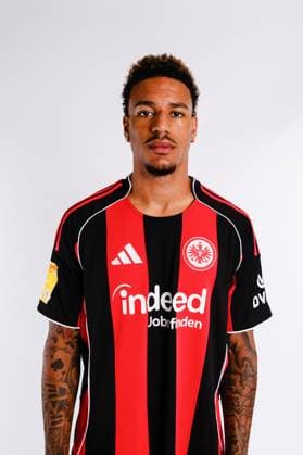 Jeremiaha Maluze - Eintracht Frankfurt II U21, U 21 Porträttermin 2025 2026 Hessenliga Fußball Porträttermin, Headshot, Porträt, Vorstellung, Präsentation, Pressetermin 2025 2026 Studio Shooting Studioshooting