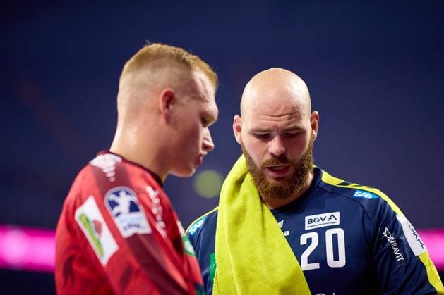 Torwart Mike Jensen (20; Rhein Neckar Löwen) undDavid Späth (29, Rhein Neckar Löwen) Besprechung in der SAP Arena. Handball I Herren I Saison 2025-2026 I Daikin HBL I 1. Spieltag I Rhein-Neckar Löwen – GWD Minden I 03.09.2025 Copyright: xMaxxMesterx