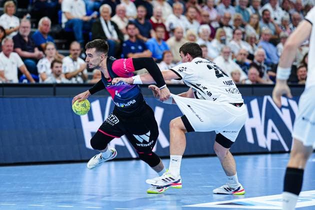 Filip Vistorop (HSG Wetzlar, 04), Lucas Laube (THW Kiel, 20) GER, THW Kiel vs. HSG Wetzlar, Handball, 1. Bundesliga, Spieltag 2, Saison 2025 2026, 03.09.2025 GER, THW Kiel vs. HSG Wetzlar, Handball, 1. Bundesliga, Spieltag 2, Saison 2025 2026, 03.09.2025 Kiel Copyright: xEibner-Pressefoto MarcelxvonxFehrnx EP_MFN