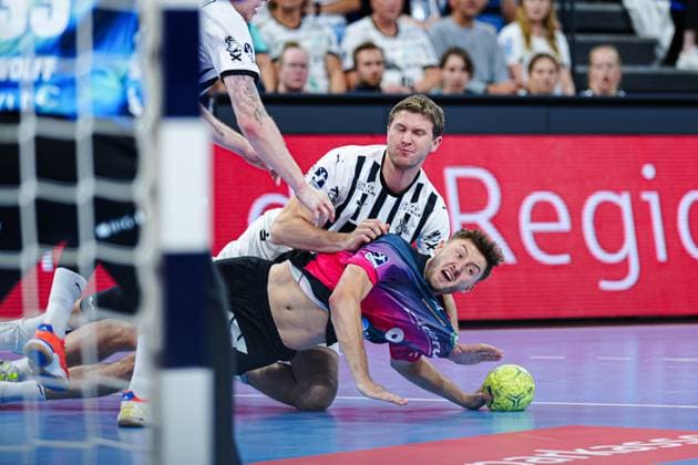 Magnus Landin (THW Kiel, 07), Niklas Theiss (HSG Wetzlar, 09) GER, THW Kiel vs. HSG Wetzlar, Handball, 1. Bundesliga, Spieltag 2, Saison 2025 2026, 03.09.2025 GER, THW Kiel vs. HSG Wetzlar, Handball, 1. Bundesliga, Spieltag 2, Saison 2025 2026, 03.09.2025 Kiel Copyright: xEibner-Pressefoto MarcelxvonxFehrnx EP_MFN