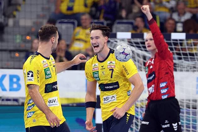 03.09.2025, xrekx, Handball Daikin HBL, Rhein Neckar Loewen - GWD Minden v.l. Dani Baijens (Rhein-Necker Loewen) Robert Timmermeister (Rhein-Necker Loewen) David Späth Spaeth (Rhein-Necker Loewen) jubeln (DFL DFB REGULATIONS PROHIBIT ANY USE OF PHOTOGRAPHS as IMAGE SEQUENCES and or QUASI-VIDEO) Mannheim