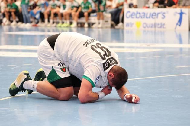 03.09.2025, Deutschland, Göppingen, Handball DAIKIN HBL! Bundesliga Saison 2025 2026, FRISCH AUF! Göppingen vs. Füchse Berlin, Mijajlo Marsenic (Ber) enttäuscht.