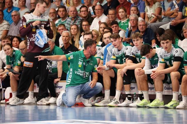03.09.2025, Deutschland, Göppingen, Handball DAIKIN HBL! Bundesliga Saison 2025 2026, FRISCH AUF! Göppingen vs. Füchse Berlin, FAG Trainer Ben Matschke