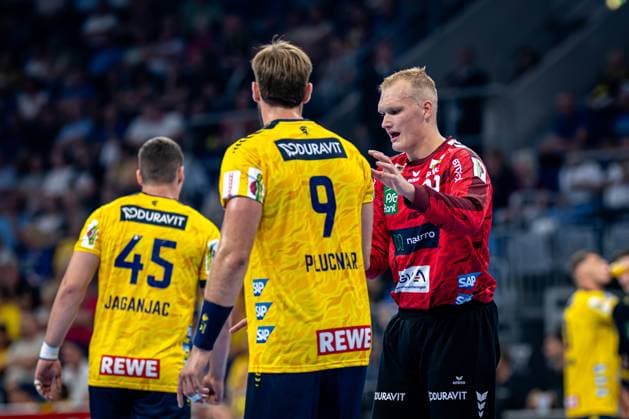 1. Handball-Bundesliga, DAIKIN HBL, Rhein-Neckar Löwen - GWD Minden; 03.09.2025 Steven Plucnar Jacobsen (9; Rhein Neckar Löwen) David Späth (29, Rhein Neckar Löwen) 1. Handball-Bundesliga, Rhein-Neckar Löwen – GWD Minden, Mannheim, SAP Arena, 03.09.2025 1. Handball-Bundesliga, Rhein-Neckar Löwen – GWD Minden, Mannheim, SAP Arena, 03.09.2025 Copyright: xBEAUTIFULxSPORTS Gelhardtx