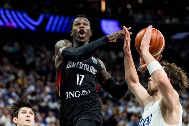 FIBA EuroBasket 2025: Finnland - Deutschland; 03.09.2025 Dennis Schröder (Deutschland, 17) im Wurf FIBA EuroBasket 2025: Finnland - Deutschland, Tampere, Nokia Arena am 03.09.2025 *** FIBA EuroBasket 2025 Finland Germany 03 09 2025 Dennis Schröder Germany, 17 in the throw FIBA EuroBasket 2025 Finland Germany, Tampere, Nokia Arena on 03 09 2025 Copyright: xBEAUTIFULxSPORTS Wunderlx