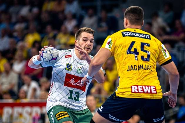 1. Handball-Bundesliga, DAIKIN HBL, Rhein-Neckar Löwen - GWD Minden; 03.09.2025 Spieler von Ian Weber (13; TSV GWD Minden) und Halil Jaganjac (45; Rhein Neckar Löwen) kämpfen um den Ball in der Halle 1. Handball-Bundesliga, Rhein-Neckar Löwen – GWD Minden, Mannheim, SAP Arena, 03.09.2025 Copyright: xBEAUTIFULxSPORTS Gelhardtx