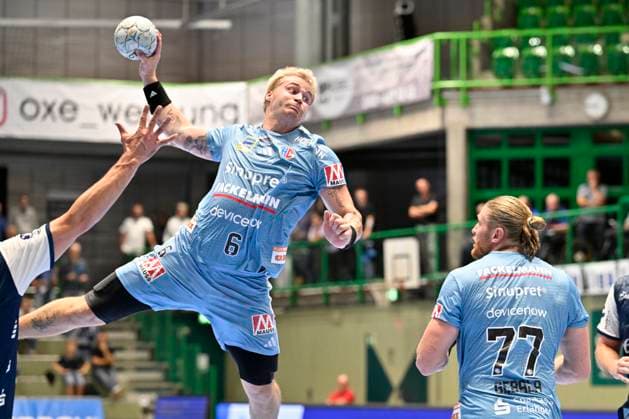 GER, 1.HBL, BHC06, BHC06 - HC Erlangen 03.09. 2025,Wuppertal ,Unihalle, GER, 1.Liqui Moly HBL, BHC06 - HC Erlangen 1.Liqui Moly HBL regulations prohibit any use of photographs as image sequences and or quasi-video im Bild Marek Nissen ( HC Erlangen 6 ) beim Wurf.
