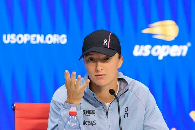 September 3, 2025, Flushing Meadows, New York, USA: Iga Swiatek attends a press conference, PK, Pressekonferenz after losing her match to Amanda Anisimova on Day 11 of the 2025 US Open at USTA Billie Jean King National Tennis Center on Wednesday September 3, 2025 in the Flushing neighborhood of the Queens borough of New York City. JAVIER ROJAS PI Flushing Meadows USA - ZUMAp124 20250903_zaa_p124_075 Copyright: xJavierxRojasx