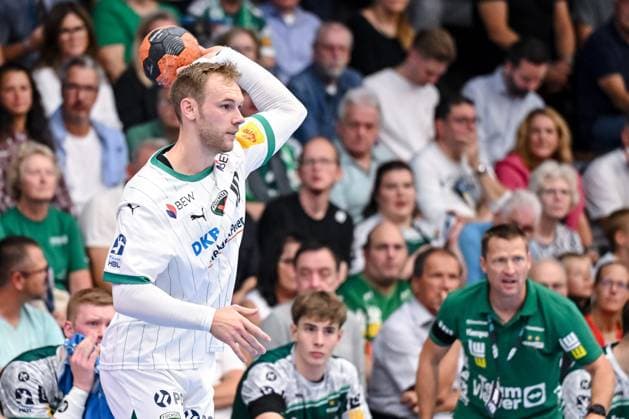 Goeppingen, Deutschland, 03.09.25: Mathias Gidsel (Füchse Berlin) in Aktion, am Ball, Einzelaktion waehrend des Daikin Handball Bundesliga Spiels zwischen FRISCH AUF! Goeppingen vs Füchse Berlin in der EWS Arena am 03. September 2025 in Goeppingen, Deutschland. (Foto von Harry Langer DeFodi Images) Goeppingen, Germany, 03.09.25: Mathias Gidsel (Füchse Berlin) controls the Ball during the Daikin Handball Bundesliga match between FRISCH AUF! Goeppingen vs Füchse Berlin at EWS Arena on September 3, 2025 in Goeppingen, Germany. (Photo by Harry Langer DeFodi Images) (Photo by Harry Langer DeFodi Images)