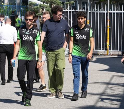 04.09.2025, Autodromo Nazionale Monza, Monza, FORMULA 1 PIRELLI GRAN PREMIO D™ITALIA 2025 , im Bild Mattia Binotto, Geschäftsführer von Sauber Motorsport, Gabriel Bortoleto (BRA), Stake F1 Team Kick Sauber (Photo by Hasan Bratic DeFodi Images)