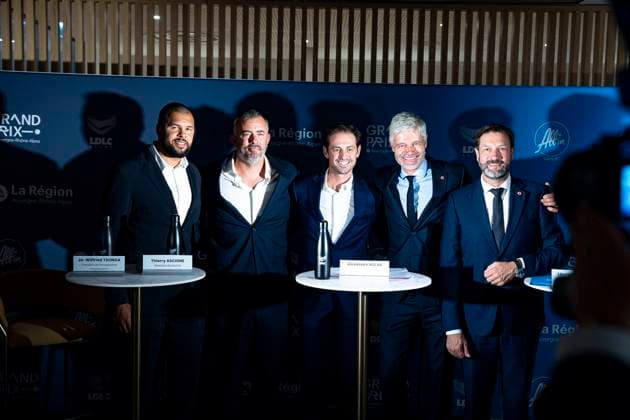 TENNIS : Annonce Grand Prix AT250 Lyon Auvergne Rhone Alpes - Decines - 04 09 2025 Jo Wilfired Tsonga, Thierry Ascone, Alexandre Aulas, Laurent Wauquiez, Fabrice Pannekoucke lors de l™annonce du grand prix de tennis ATP, Tennis Herren 250 Auvergne RhÃ ne Alpes du 18 au 25 octobre 2026 Ã la LDLC Arena, Ã DÃ cines le 04 09.2025. Photo Sandrine Thesillat PsNews Decines  Copyright: xSandrinexThesillatx