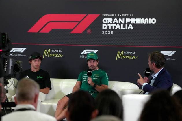 FORMULA 1 PIRELLI GRAN PREMIO D™ITALIA 2025 04.09.2025, Autodromo Nazionale Monza, Monza, FORMULA 1 PIRELLI GRAN PREMIO D™ITALIA 2025 , im Bild Andrea Kimi Antonelli (ITA), Mercedes-AMG Petronas Formula One Team, Fernando Alonso (ESP), Aston Martin Aramco Cognizant Formula One Team