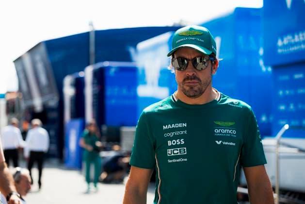 Formula 1 Pirelli Gran Premio d’Italia 2025 Dan Schiumarini OVERTAKE MAXPPP - Monza 04 09 2025 14 ALONSO Fernando (esp), Aston Martin Aramco Cognizant, portrait at the Formula 1 Pirelli Gran Premio d’Italia 2025, the 16th round of the 2025 FIA Formula 1 World Championship, WM, Weltmeisterschaft at Autodromo Nazionale Monza in Monza, Italy, from 04 to 07 September 2025 Monza Italy  Copyright: xOVERTAKE MAXPPPxDanxSchiumarinix OVT202509047995 OVT202509047995