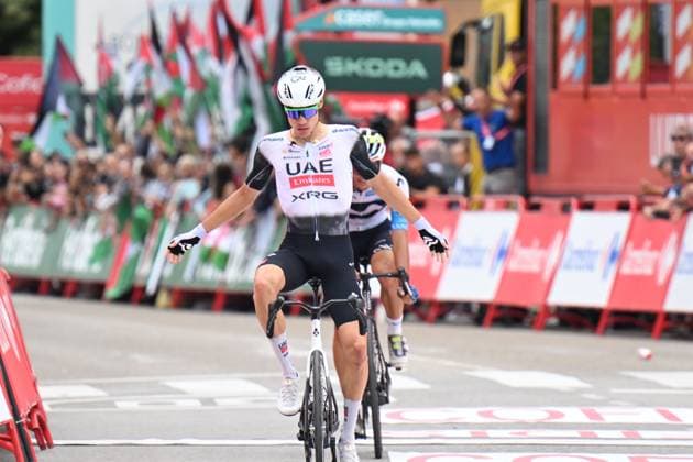 04-09-2025 Vuelta A Espana; Tappa 12 Laredo - Los Corrales De Buelna; 2025, Uae Team Emirates - Xrg; Ayuso Pesquera, Juan; Los Corrales De Buelna; 
