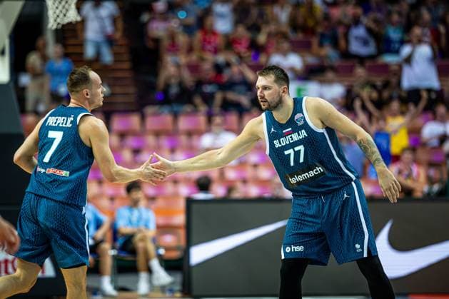 04.09.2025 KATOWICE, SPODEK, KOSZYKOWKA (BASKETBALL), FIBA EUROBASKET 2025, GRUPA D, GROUP D, MECZ IZRAEL - SLOWENIA ( ISRAEL - SLOVENIA ) NZ LUKA DONCIC KLEMEN PREPELIC FOTO LUKASZ SKWIOT CYFRASPORT NEWSPIX.PL --- Newspix.pl  20250904CSLS00134