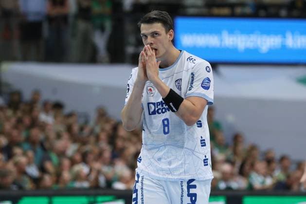 04.09.2025, xtgx, Handball, Daikin HBL, SC DHfK Leipzig - TBV Lemgo Lippe v.l. Frederik Simak (Lemgo, 8) enttaeuscht, schaut enttaeuscht, niedergeschlagen, disappointed Leipzig