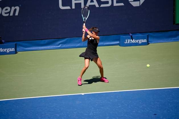 Us open tennis 2025. (spo) julia stusek vs hannah klugman tennis, grand slam, us open, girls, quarterfinals. September 4, 2025, new york, usa : hannah klugman (in red) defeats julia stusek (in black,) 6-3; 6-2 in the us open, girls, quarterfinals at louis armstrong stadium and classifies for the semi finals of the 145th us open, which is one of four annual grand slam tennis tournaments, held in late august and early september on hard courts at the usta billie jean king national tennis center in flushing meadows, queens, new york. The tournament features men s, women s, and mixed singles and doubles championships, plus wheelchair events. It is run by the united states tennis association (usta) and is the final major tournament of the year. This 2025 tournament is celebrating the 75th anniversary of althea gibson breaking the color barrier, which is being honored with a special theme and artwork for the event. Credit: niyi fote thenews2 (Foto: Niyi Fote Thenews2 imago images) SPO Copyright: xNiyixFotex