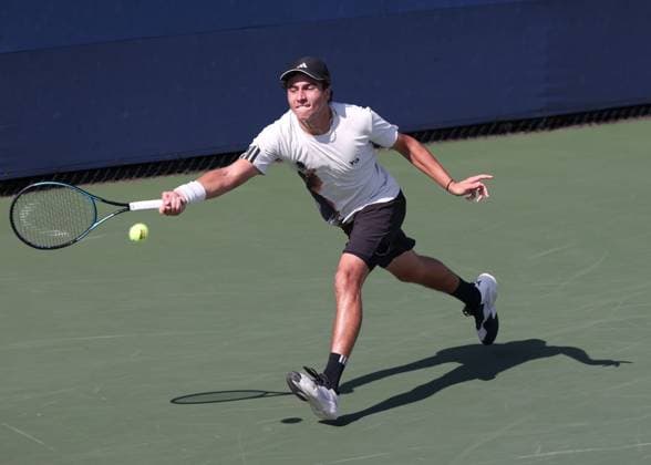Ivan Ivanov (BUL), Jungen Einzel, Boys Singles, US Open Championships 2023, USTA Billie Jean King National Tennis Center, Flushing Meadows, New York, USA . Copyright: xJuergenxHasenkopfx