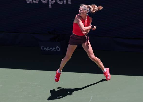 Hannah Klugman (GBR), Maedchen Einzel, Girls Singles, US Open Championships 2023, USTA Billie Jean King National Tennis Center, Flushing Meadows, New York, USA . Copyright: xJuergenxHasenkopfx