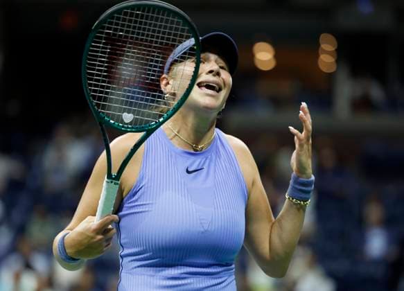 Amanda Anisimova reacts after losing a point in the 2nd set against Naomi Osaka of Japan in a Women s semifinal match at the 2025 US Open Tennis Championship at the USTA Billie Jean King National Tennis Center in New York City on Thursday, September 4, 2025.  NYP20250904923 JOHNxANGELILLO