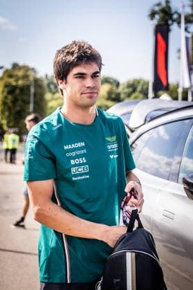 F1 ITALIAN GRAND PRIX FRIDAY Lance Stroll of Canada and Aston Martin F1 Team ahead of friday s practice of the F1 Grand Prix of Italy - Formula 1 Pirelli Gran Premio D Italia 2025 at Autodromo Nazionale Monza Circuit on September 05, 2025, in Monza, Italy. Copyright: xx 080A3233