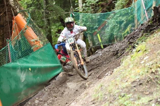 05 09 2025, ChampÃ ry, ChampÃ ry 2025 UCI Mountain Bike World Championships, Kamil Tymon (POL) 81 and Filippo Turatti (ITA) 80 during the Junior Men s Downhill qualification ChampÃ ry Grand Paradis Valais Switzerland Copyright: xJustPictures.ch FrancescoxMinghettix jp-en-FrMi-MNG_2357