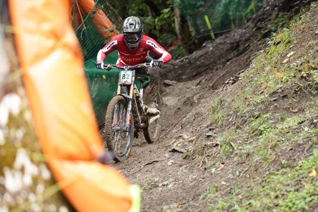 05 09 2025, ChampÃ ry, ChampÃ ry 2025 UCI Mountain Bike World Championships, Oliver Vogl (AUT) during the Junior Men s Downhill qualification ChampÃ ry Grand Paradis Valais Switzerland Copyright: xJustPictures.ch FrancescoxMinghettix jp-en-FrMi-MNG_2418