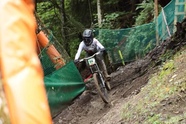 05 09 2025, ChampÃ ry, ChampÃ ry 2025 UCI Mountain Bike World Championships, Florian Bocquel (SUI) during the Junior Men s Downhill qualification ChampÃ ry Grand Paradis Valais Switzerland Copyright: xJustPictures.ch FrancescoxMinghettix jp-en-FrMi-MNG_2443