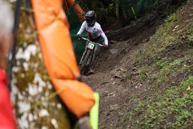 05 09 2025, ChampÃ ry, ChampÃ ry 2025 UCI Mountain Bike World Championships, Florian Bocquel (SUI) during the Junior Men s Downhill qualification ChampÃ ry Grand Paradis Valais Switzerland Copyright: xJustPictures.ch FrancescoxMinghettix jp-en-FrMi-MNG_2446
