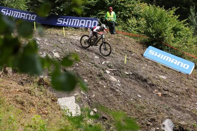 05 09 2025, ChampÃ ry, ChampÃ ry 2025 UCI Mountain Bike World Championships, NoÃ Forlin (SUI) during the Junior Men s Downhill qualification ChampÃ ry Grand Paradis Valais Switzerland Copyright: xJustPictures.ch FrancescoxMinghettix jp-en-FrMi-MNG_2486