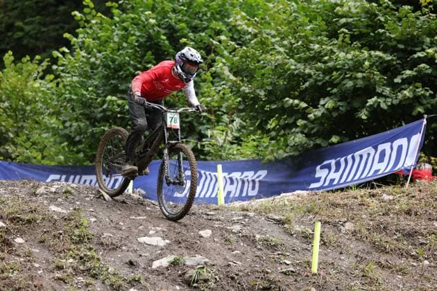 05 09 2025, ChampÃ ry, ChampÃ ry 2025 UCI Mountain Bike World Championships, Leo Schneppen Dardaine (CRC) during the Junior Men s Downhill qualification ChampÃ ry Grand Paradis Valais Switzerland Copyright: xJustPictures.ch FrancescoxMinghettix jp-en-FrMi-MNG_2502