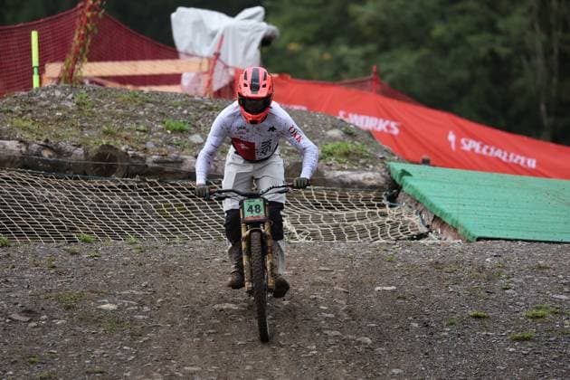 05 09 2025, ChampÃ ry, ChampÃ ry 2025 UCI Mountain Bike World Championships, Marius Krähenbühl (SUI) during the Junior Men s Downhill qualification ChampÃ ry Grand Paradis Valais Switzerland Copyright: xJustPictures.ch FrancescoxMinghettix jp-en-FrMi-MNG_2745