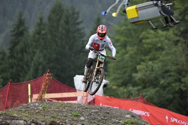 05 09 2025, ChampÃ ry, ChampÃ ry 2025 UCI Mountain Bike World Championships, Marius Krähenbühl (SUI) during the Junior Men s Downhill qualification ChampÃ ry Grand Paradis Valais Switzerland Copyright: xJustPictures.ch FrancescoxMinghettix jp-en-FrMi-MNG_2737
