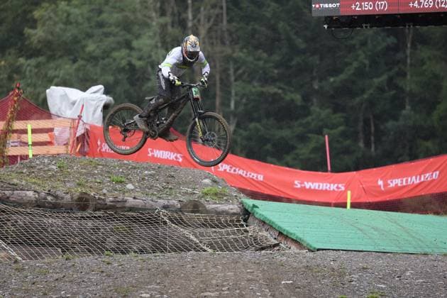 05 09 2025, ChampÃ ry, ChampÃ ry 2025 UCI Mountain Bike World Championships, Lachlan Roberts (AUS) during the Junior Men s Downhill qualification ChampÃ ry Grand Paradis Valais Switzerland Copyright: xJustPictures.ch FrancescoxMinghettix jp-en-FrMi-MNG_3007