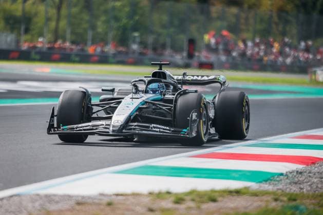 Formula 1 Pirelli Gran Premio d’Italia 2025 Alexis Perrin OVERTAKE MAXPPP - 05 09 2025 63 RUSSELL George (gbr), Mercedes AMG Petronas, action at the Formula 1 Pirelli Gran Premio d’Italia 2025, the 16th round of the 2025 FIA Formula 1 World Championship, WM, Weltmeisterschaft at Autodromo Nazionale Monza in Monza, Italy, from 04 to 07 September 2025  Copyright: xOVERTAKE MAXPPPxAlexisxPerrinx OVT202509059273 OVT202509059273