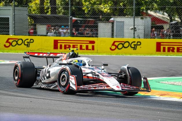 Oliver Bearman (GBR) driving for MoneyGram Haas F1 Team during free practice of F1 GP of Italy at Monza Circuit on September 5, 2025 in Monza, Italy. during Pirelli Gran Premio d Italia 2025, Formula 1 Championship in Monza, Italy, September 05 2025  Copyright: xFedericoxManoni IPAxSportx xipa-agency.netx xx IPA_64210201 IPA_Agency_IPA64210201