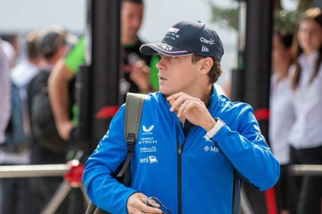 Franco Colapinto arrives at the F1 GP of Italy at Monza Circuit on September 5, 2025 in Monza, Italy. during Pirelli Gran Premio d Italia 2025, Formula 1 Championship in Monza, Italy, September 05 2025  Copyright: xFedericoxManoni IPAxSportx xipa-agency.netx xx IPA_64210512 IPA_Agency_IPA64210512