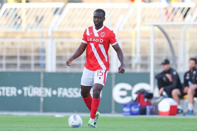 Leipzig, 03.09.2025, Bruno-Plache-Stadion, Fußball, Männer, Saison 2025 2026, Testspiel , 1. FC Lokomotive Leipzig - FC Energie Cottbus 2:2 (0:1) , Im Bild: Dennis Duah ( 15, Cottbus ,