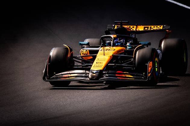 F1 ITALIAN GRAND PRIX FRIDAY Alex Dunne of Ireland and McLaren during friday s practice of the F1 Grand Prix of Italy - Formula 1 Pirelli Gran Premio D Italia 2025 at Autodromo Nazionale Monza Circuit on September 05, 2025, in Monza, Italy. Copyright: xx 080A4507