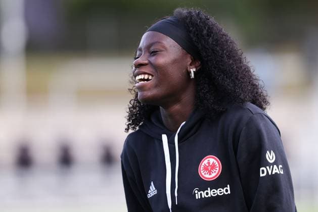 2025.09.05 xJFx Fussball Google Pixel Frauen-Bundesliga Saison 2025 2026 Eintracht Frankfurt - SGS Essen v.l., Nicole Anyomi (Eintracht Frankfurt) gut gelaunt (DFL DFB REGULATIONS PROHIBIT ANY USE OF PHOTOGRAPHS as IMAGE SEQUENCES and or QUASI-VIDEO) Copyright: JoaquimxFerreira