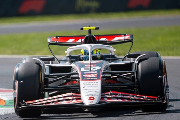 Oliver Bearman (MoneyGram Haas F1 Team, Großbritannien 87) im VF-25, ITA, Formel 1 Weltmeisterschaft, Grand Prix von Italian, Autodromo Nazionale Monza, Practice Day, Saison 2025, 05.09.2025 ITA, Formel 1 Weltmeisterschaft, Grand Prix von Italian, Autodromo Nazionale Monza, Practice Day, Saison 2025, 05.09.2025 Monza Copyright: xEibner-Pressefoto MarcelxFischerx EP_MFI