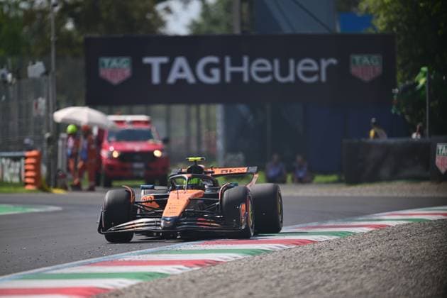 F1 Grand Prix of Italy - Practice Lando Norris of the McLaren F1 Team drives during the free practice of the Italian GP, the 16th round of the Formula 1 World Championship, WM, Weltmeisterschaft at Autodromo Nazionale di Monza in Monza, Lombardy, Italy, on September 5, 2025. Monza Lombardy Italy  Copyright: xAndreaxDiodatox originalFilename:diodato-formula1250905_np4P8.jpg