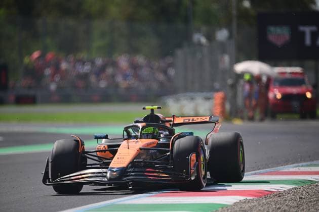 F1 Grand Prix of Italy - Practice Lando Norris of the McLaren F1 Team drives during the free practice of the Italian GP, the 16th round of the Formula 1 World Championship, WM, Weltmeisterschaft at Autodromo Nazionale di Monza in Monza, Lombardy, Italy, on September 5, 2025. Monza Lombardy Italy  Copyright: xAndreaxDiodatox originalFilename:diodato-formula1250905_np59U.jpg