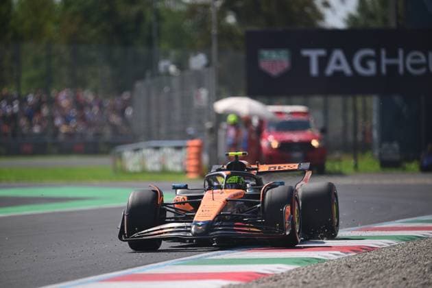 F1 Grand Prix of Italy - Practice Lando Norris of the McLaren F1 Team drives during the free practice of the Italian GP, the 16th round of the Formula 1 World Championship, WM, Weltmeisterschaft at Autodromo Nazionale di Monza in Monza, Lombardy, Italy, on September 5, 2025. Monza Lombardy Italy  Copyright: xAndreaxDiodatox originalFilename:diodato-formula1250905_np96J.jpg