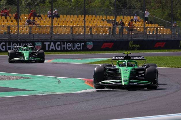 F1 Grand Prix of Italy Gabriel Bortoleto of Kick Sauber and Nico Hulkenberg of Kick Sauber on track during practice ahead of the F1 Grand Prix of Italy at Autodromo Nazionale on September 5, 2025 in Monza, Italy. Monza Autodromo Nazionale Italy Copyright: xMarcoxCanonierox